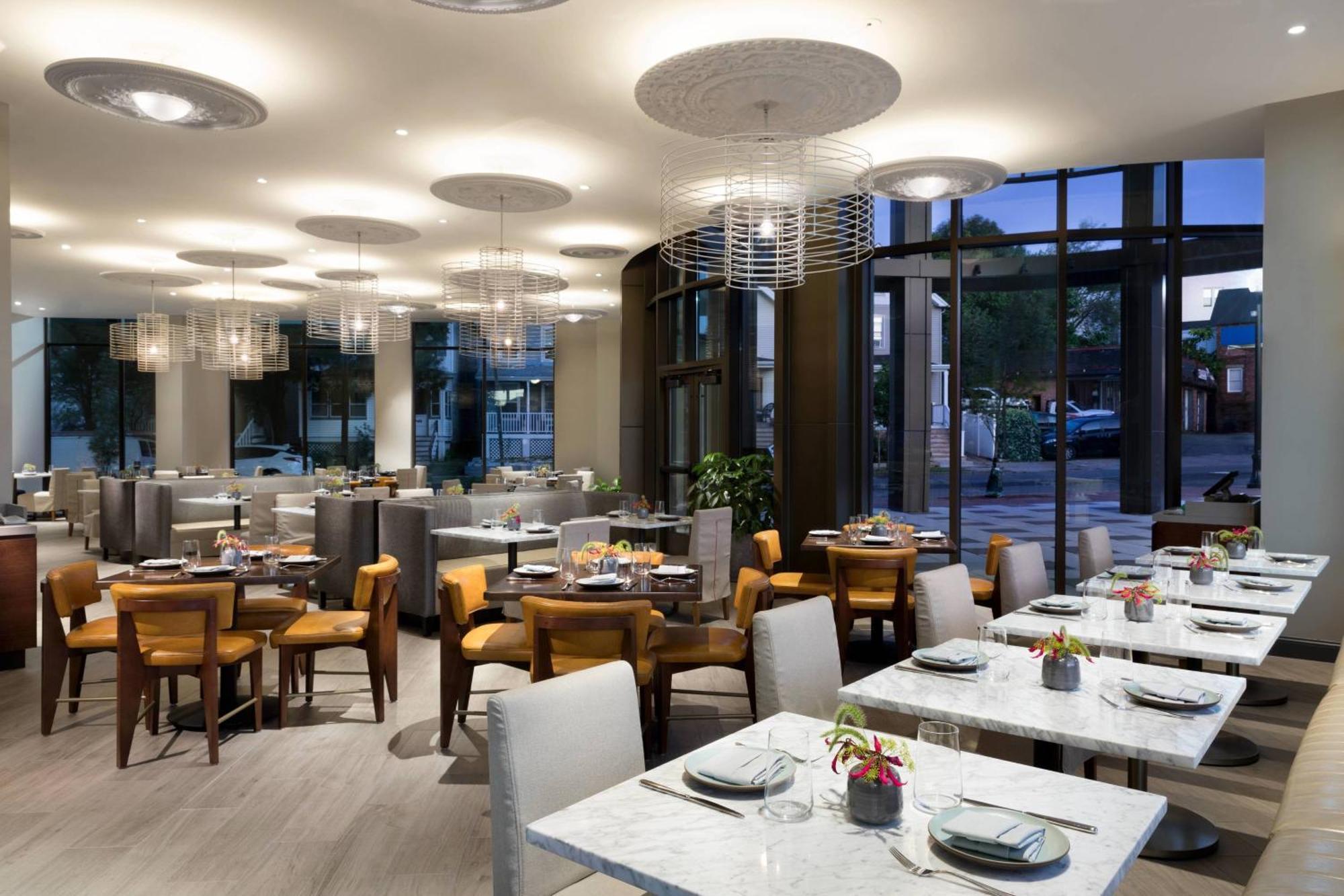 The Mc, Autograph Collection Hotel Montclair Exterior photo